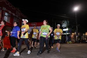 BIB: 4827, 4835
                            <button type="button" onclick="openModal(26262607)" class="btn btn-primary btn-sm float-right btn-popup" data-toggle="modal" data-target=".modal-high-quality">
                        <i class="fas fa-shopping-cart"></i> Add to Cart
                    </button>
                                            <button type="button" onclick="isThisMe(26262607, true)" class="btn btn-success btn-sm float-right btn-popup btn-isme hidden" data-toggle="tooltip" data-placement="bottom" title="นี่คือรูปของคุณใช่ไหม คลิกที่นี่เพื่อเอาเข้าอัลบั้ม">
                        <i class="fas fa-plus"></i> Add to album
                    </button>
                    <button type="button" onclick="isThisMe(26262607, false)" class="btn btn-warning btn-sm float-right btn-popup btn-isnotme hidden">
                        <i class="fas fa-ban"></i> Remove from album
                    </button>